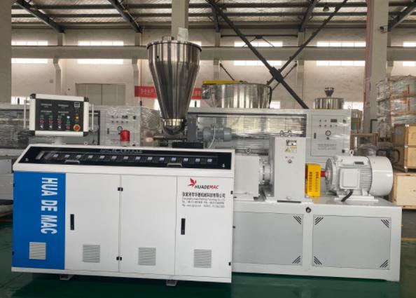 Conical Twin-Screw Extruder.jpg